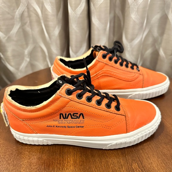 Vans NASA Old Skool Low Space Voyager Women’s Sz 7.5 & Men’s 6.0 - Picture 6 of 15